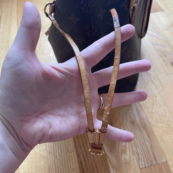 Louis Vuitton Neverfull MM & Wallet - Picture 7 of 16